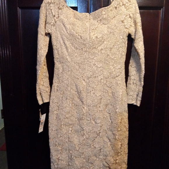 BRAND NEW W/TAGS! Carmen marc valvo dress - Picture 1 of 8